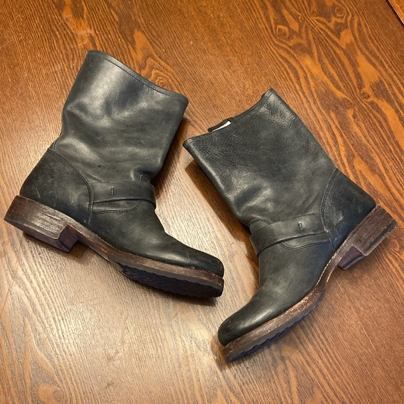 Frye Veronica Short Engineer Biker Mid Calf Boot Distressed - Picture 2 of 13